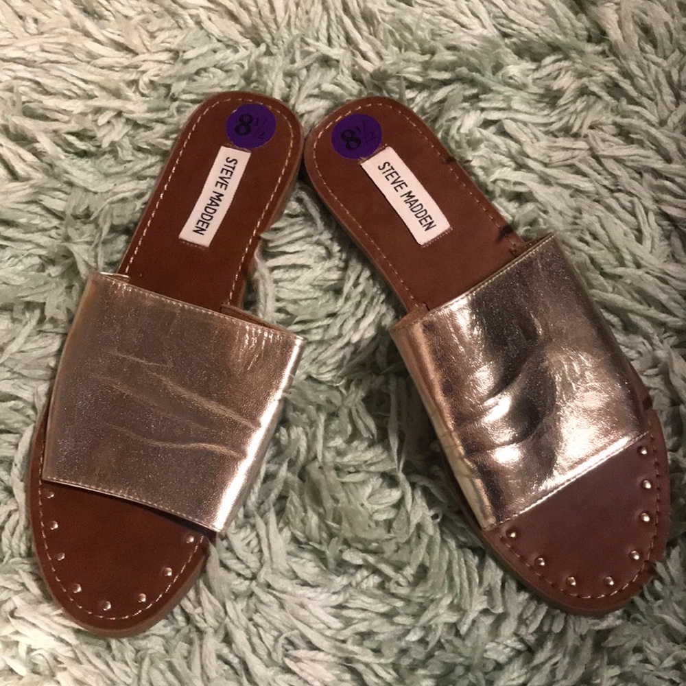 Steve Madden slide on shoes